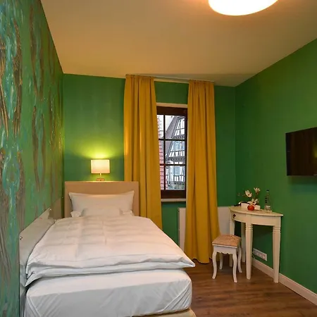 Hotel Am Kirchplatz 3*