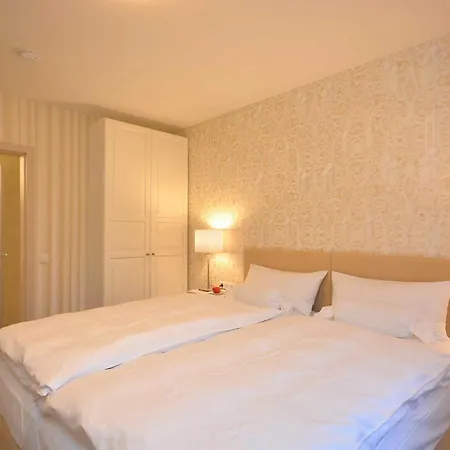 Am Kirchplatz 호텔 3*